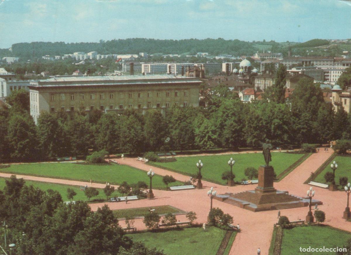 Cartoline: Lithuania Vilnius Lenin Square With Statue and Cityscape *YAR802