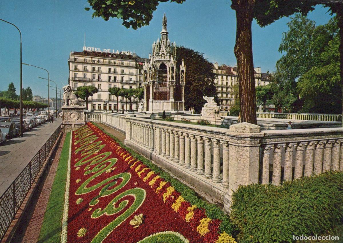Cartoline: Switzerland Geneva Brunswick Monument Floral Displays Hotel de la Paix *YAR925