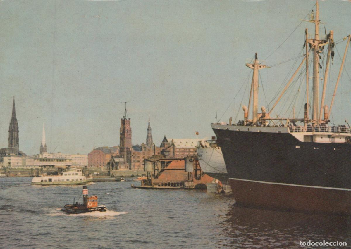 Postales: Germany Hamburg Kehrwiederspitze Harbor With Ships and Tugboat Unposted *YAR953