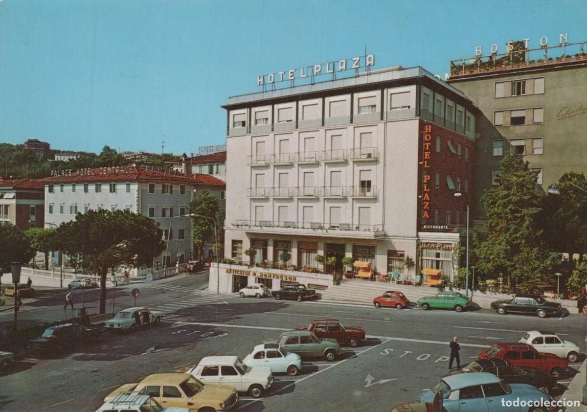 Cartoline: Italy Chianciano Terme Hotel Plaza and Piazza Italia 1979 *YAS026