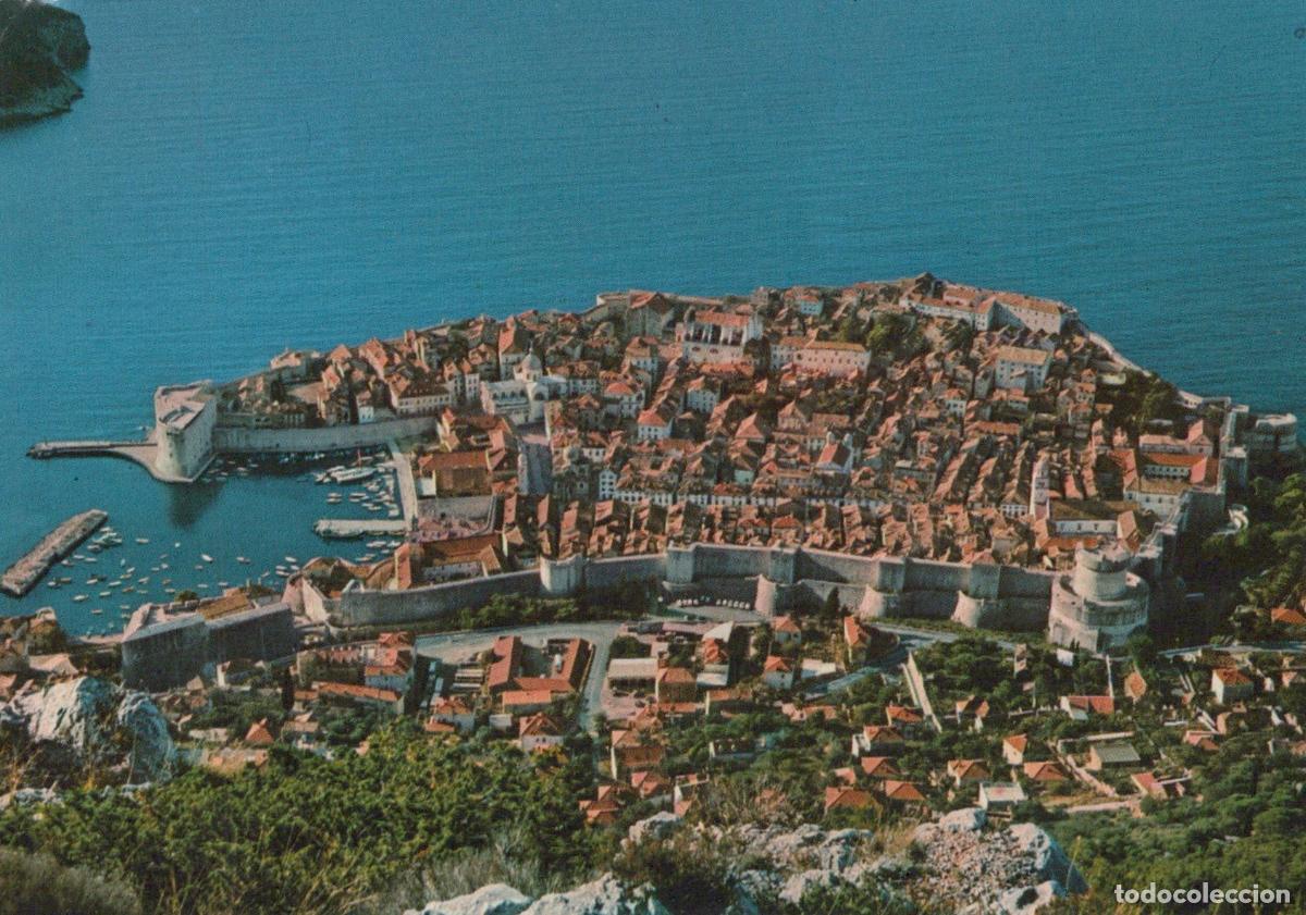 Postcards: Croatia Dubrovnik Panorama Historic Walled City and Harbor Unposted *YAS078