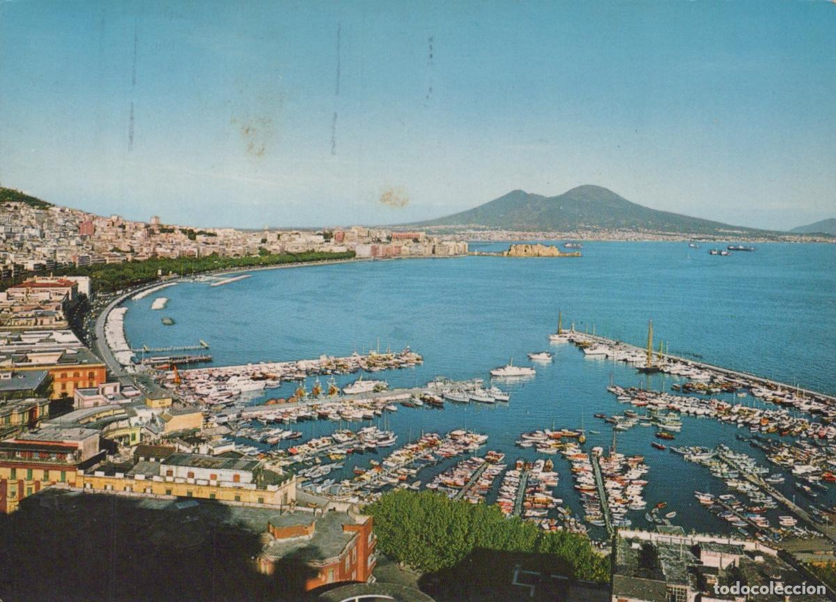 Postales: Italy Naples Panorama View of City Bay Marina and Mount Vesuvius *YAS096