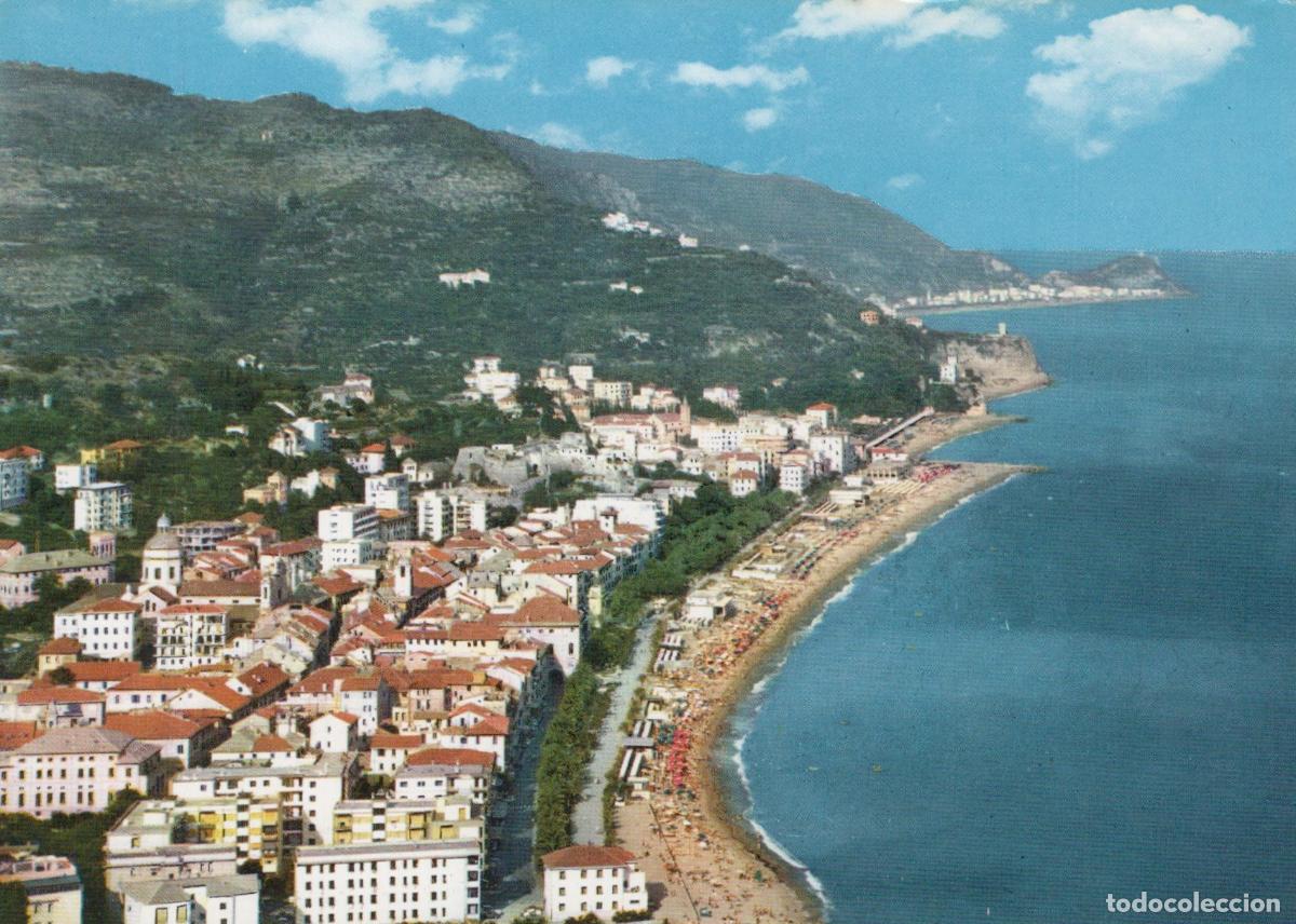 Postales: Italy Finale Ligure Panoramic View of Coastal Town and Beach *YAS102