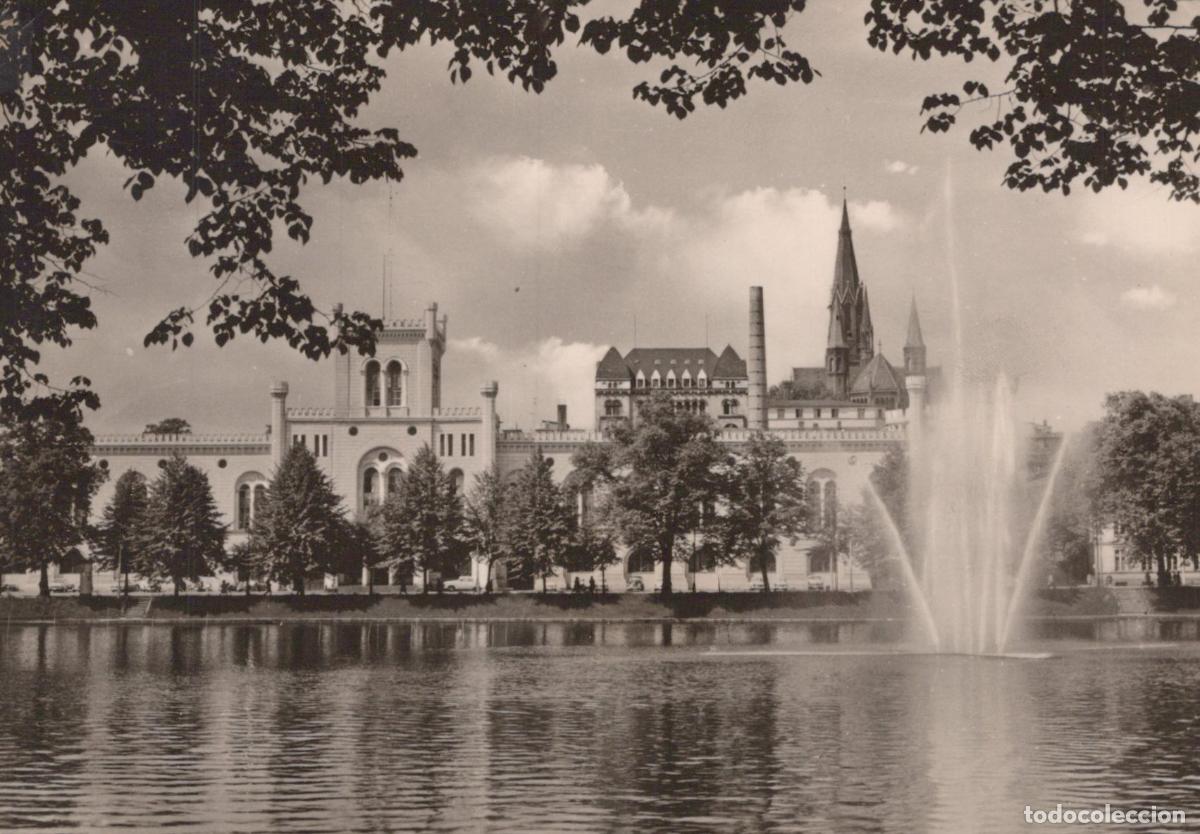Postales: Germany Schwerin Am Pfaffenteich Lake With Fountain and City Buildings *YAS220