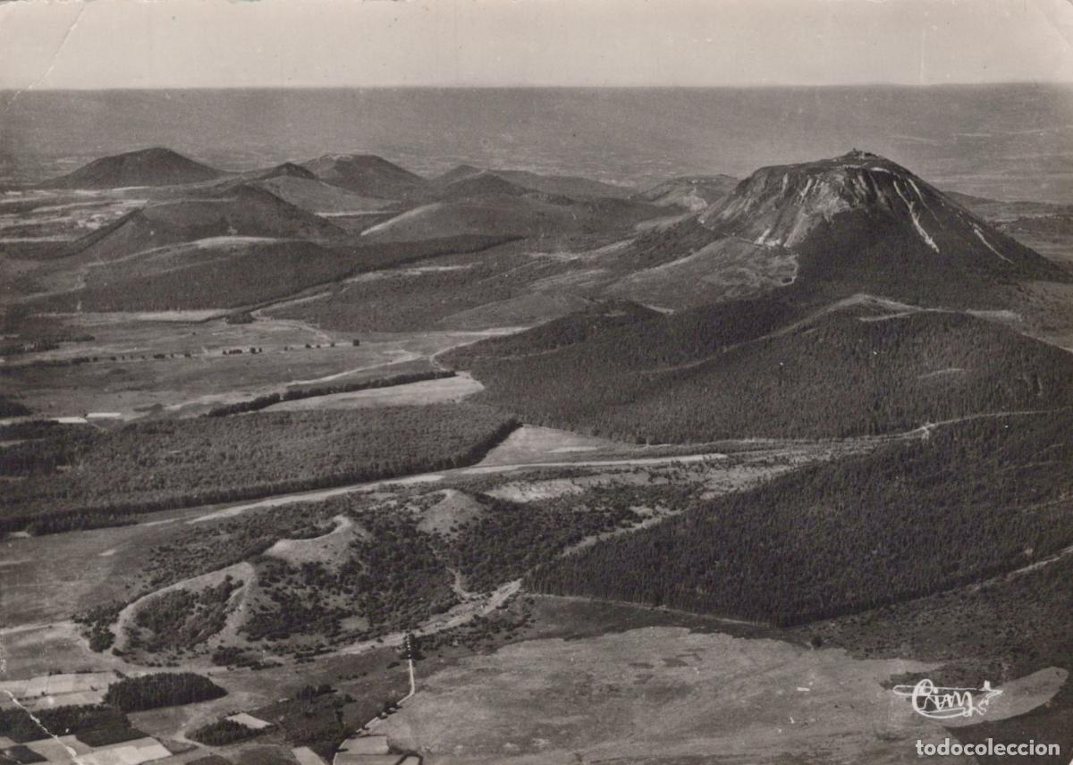 Postales: France Puy de Dome Aerial View of the Chaine des Domes Real Photo *YAS265