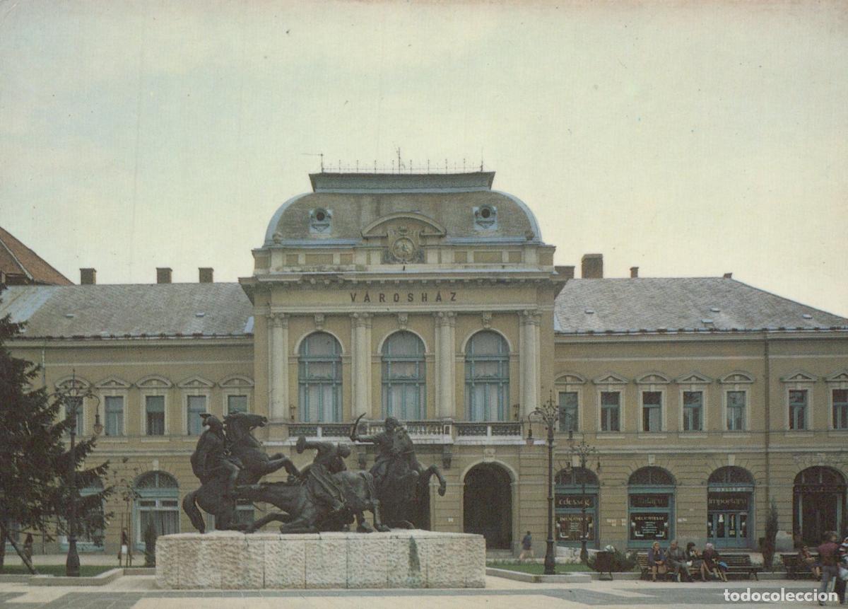 Postcards: Hungary Eger V&aacute;rosh&aacute;za Town Hall With Equestrian Statue *YAS856