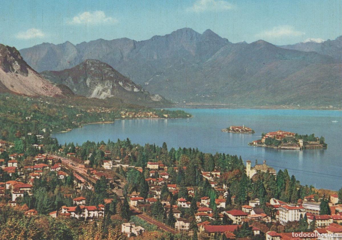 Postkarten: Italy Stresa Lake Maggiore Panoramic View of Town and Borromean Unposted *YAR089