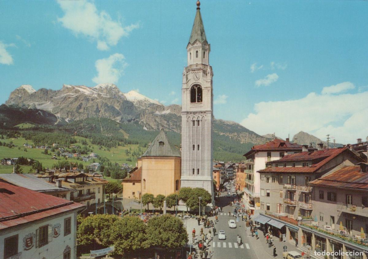 Postkarten: Italy Cortina D Ampezzo Bell Tower Town Square Tofane Mountains Unposted *YAR093