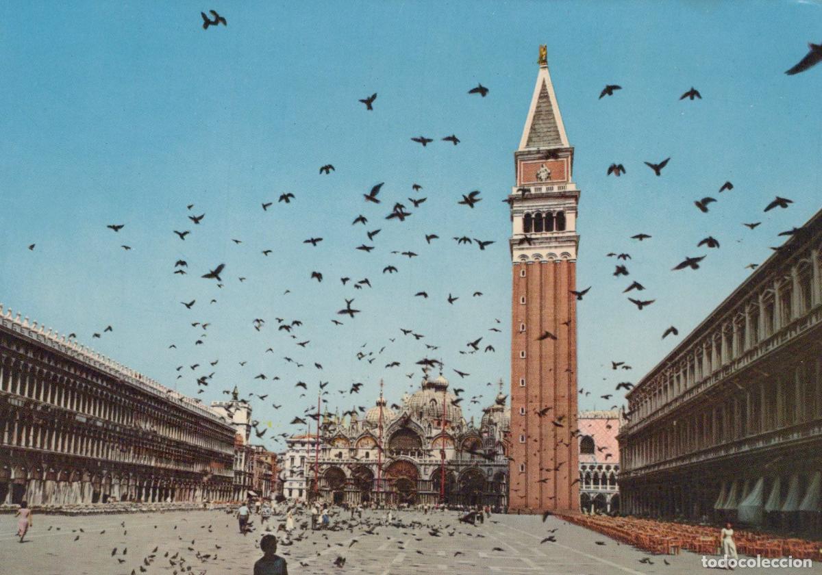 Postales: Italy Venice St Mark S Square Flight of Pigeons Campanile Unposted *YAR349