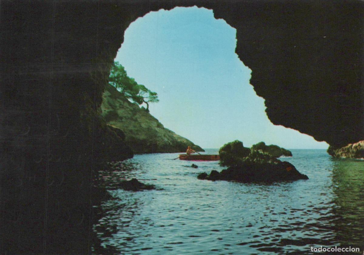 Cartes Postales: Italy Vieste Gargano Promontory Mattinata Coast la Grotta DI Pugnochiuso *YAR400