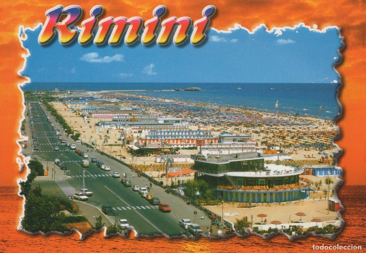 Postkarten: Italy Rimini Aerial View of Beachfront Hotels and Umbrellas *YAR460