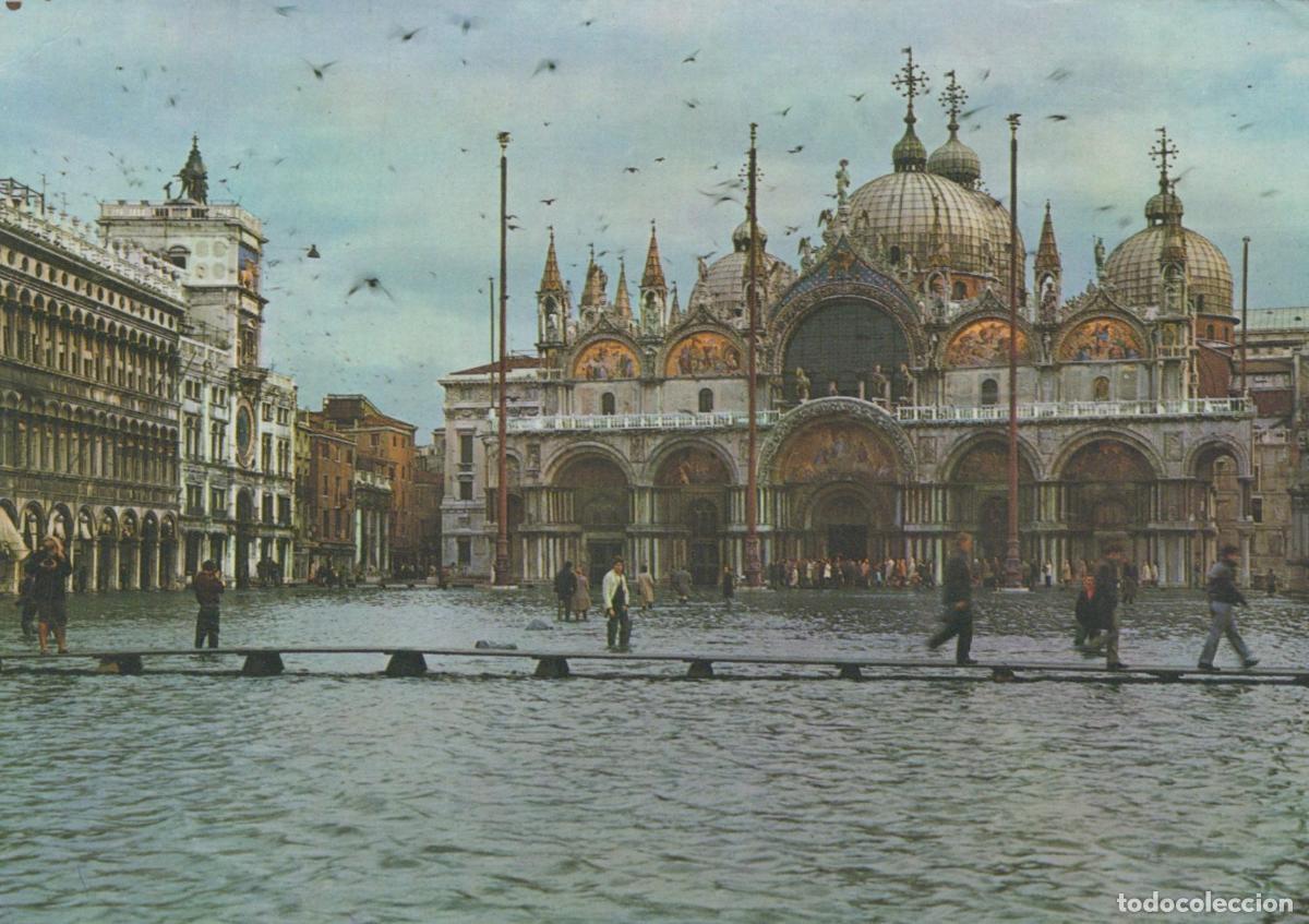 Postkarten: Italy Venice St Mark S Square High Water Flooding People Walking *YAR544