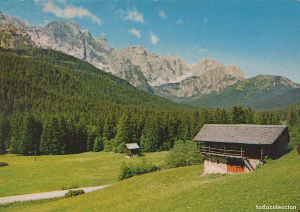 Postkarten: Italy Caunes Minervois Mountain Landscape With A Wooden House and Forest *YAR796