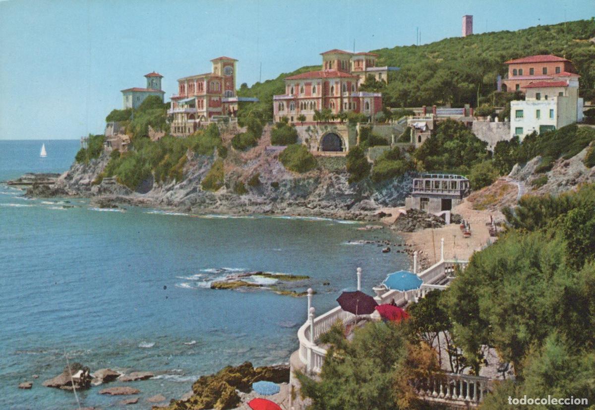 Cartes Postales: Italy Castiglioncello Coastal View With Villas and Beach Umbrellas *YAR984