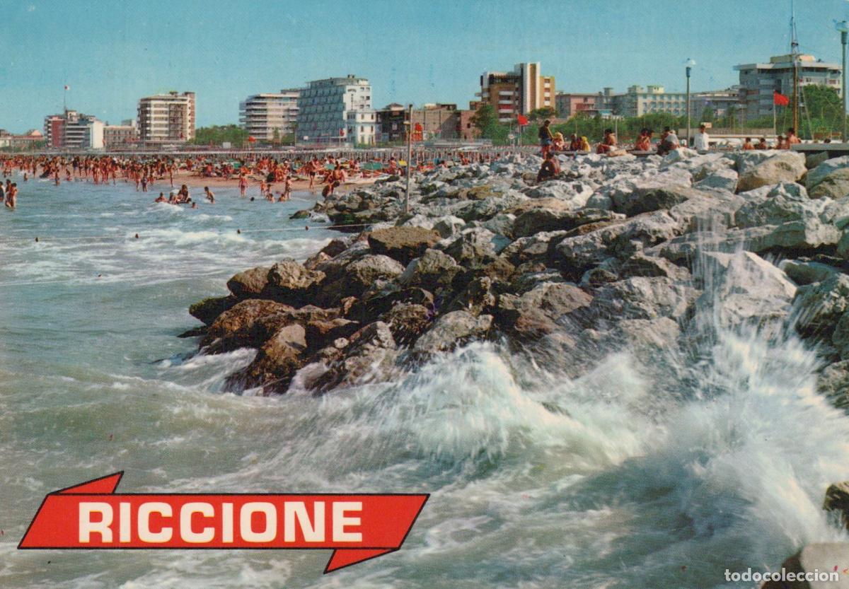 Cartes Postales: Italy Riccione Adriatic Riviera Beach With Waves Crashing On Rocky *YAR996