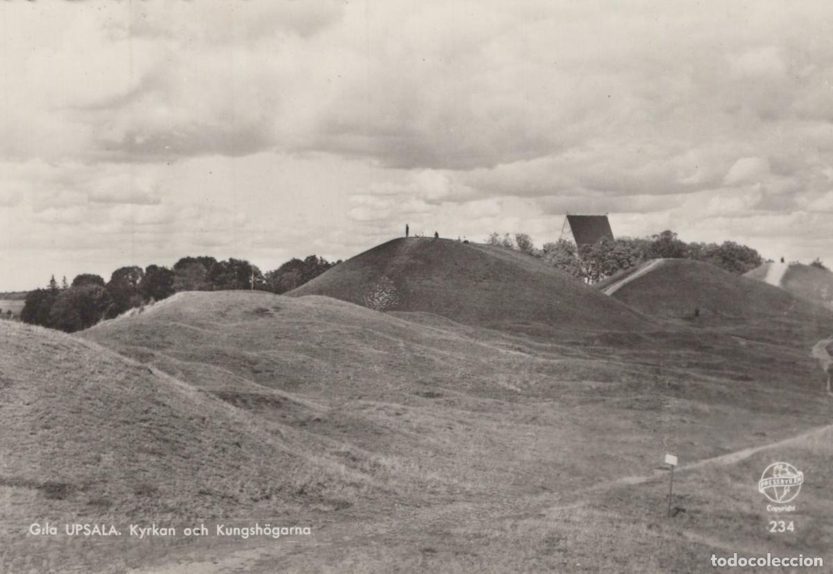Postkarten: Sweden Gamla Uppsala Church and Royal Mounds Historic Landscape Unposted *YAS313