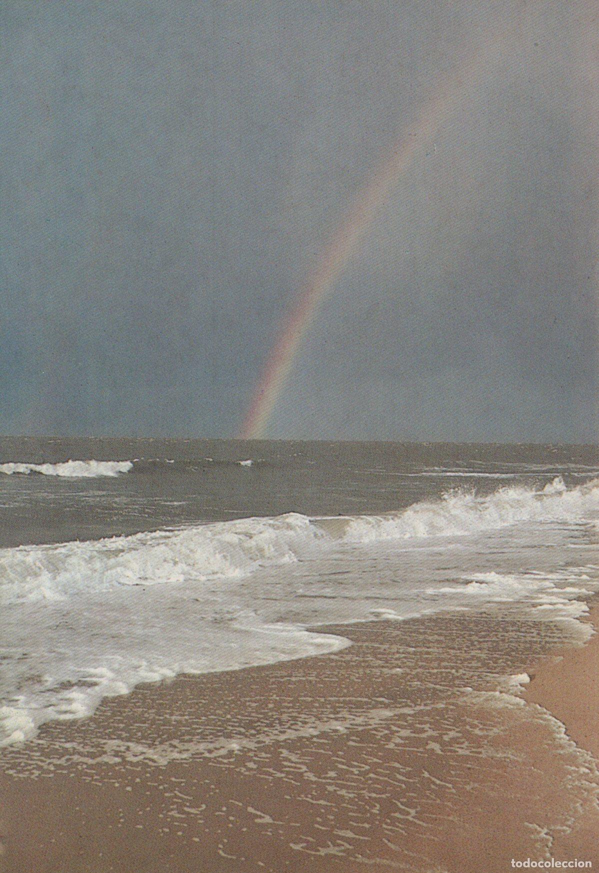 Postkarten: Germany Westerland Rainbow Over the Sea With Waves On A Sandy Beach *YAS432