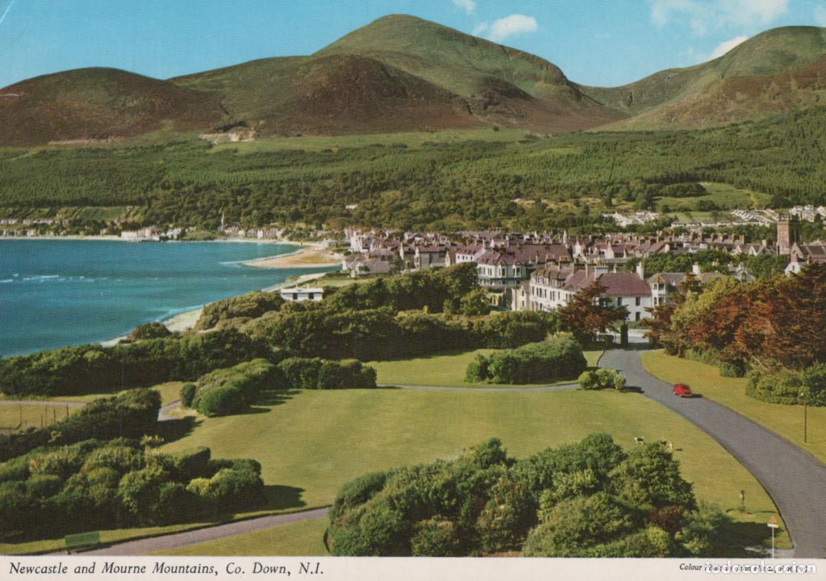 Postcards: Ireland Newcastle And Mourne Mountains Co Down N I Scenic Landscape *YAS751