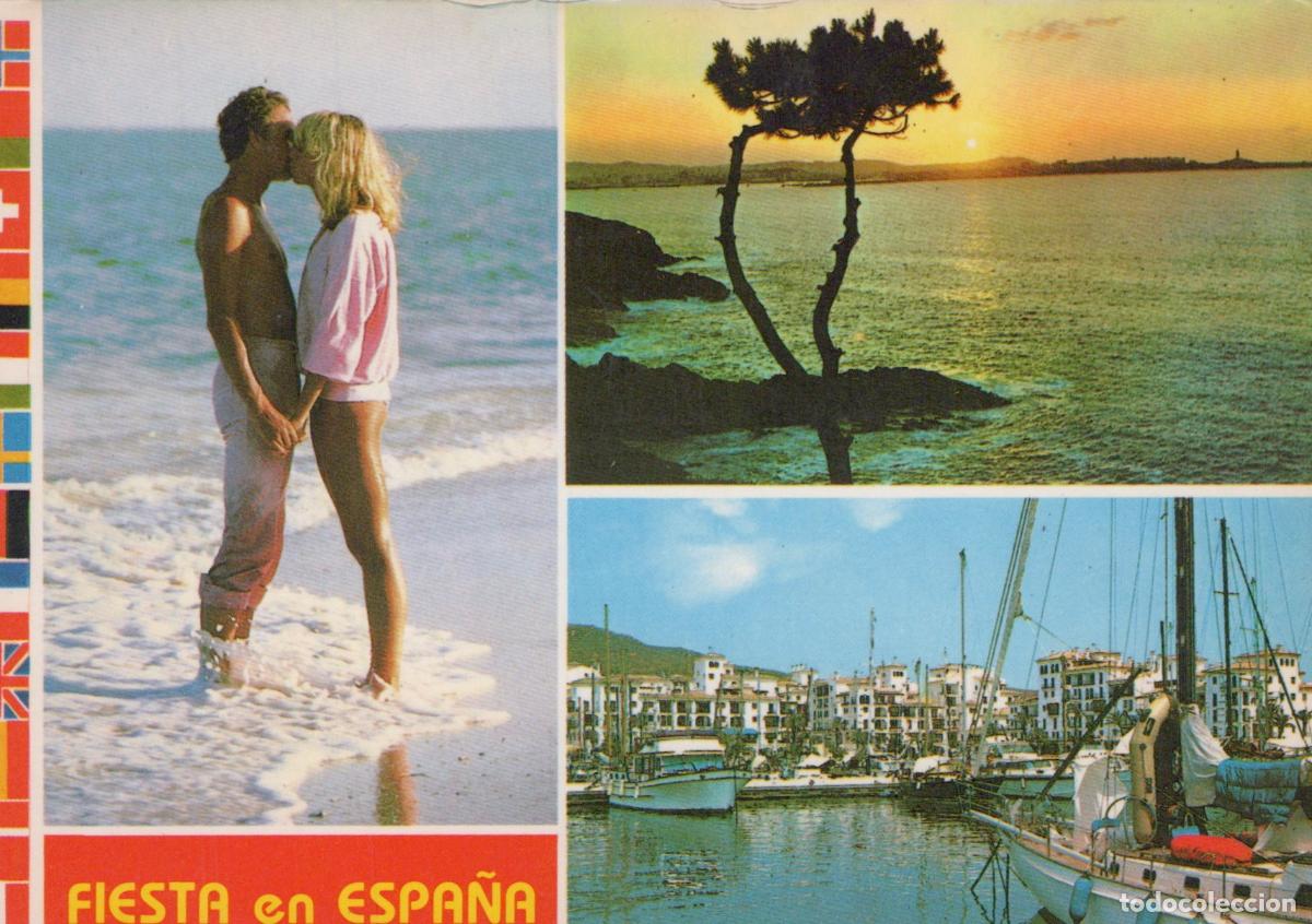 Cartoline: Spain Costa Brava Coastal Scenes Couple Kissing On Beach Sunset Marina *YAS983