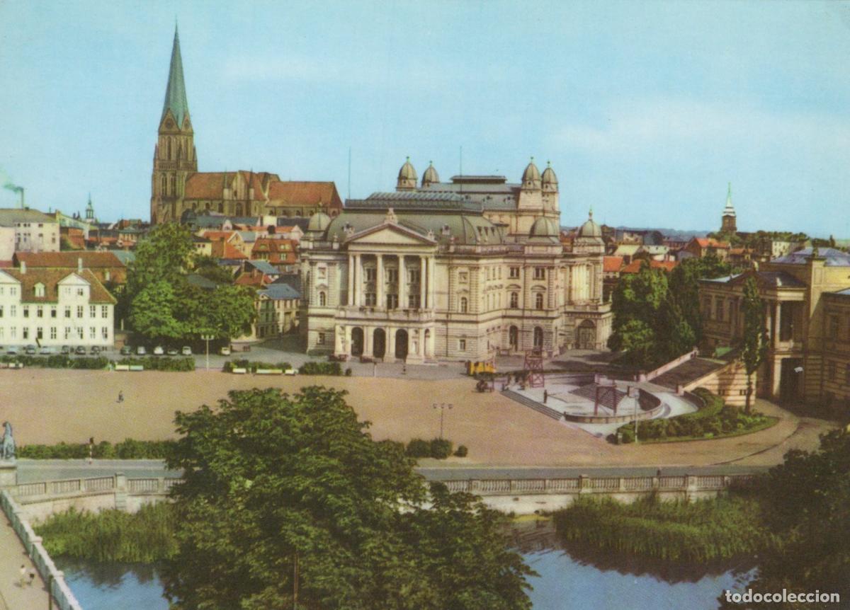 Postales: Germany Schwerin Alter Garten With Theatre and Dom Cathedral Unposted *YAS901