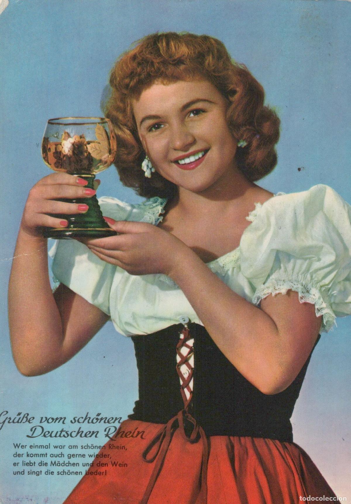 Postais: Germany Cologne Rhine Valley Woman in Traditional Dress Holding Wine *YAT172