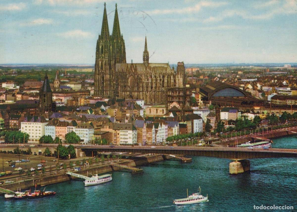 Postales: Germany Cologne Panoramic View of Cathedral Old Town and Deutzer Bridge *YAT541