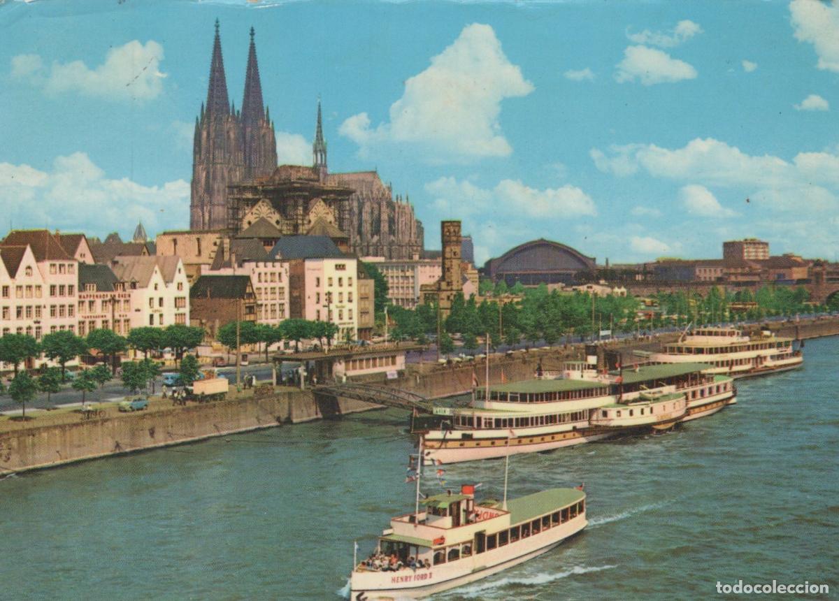 Postcards: Germany Cologne Rhine River With Cathedral and Passenger Boats *YAT661