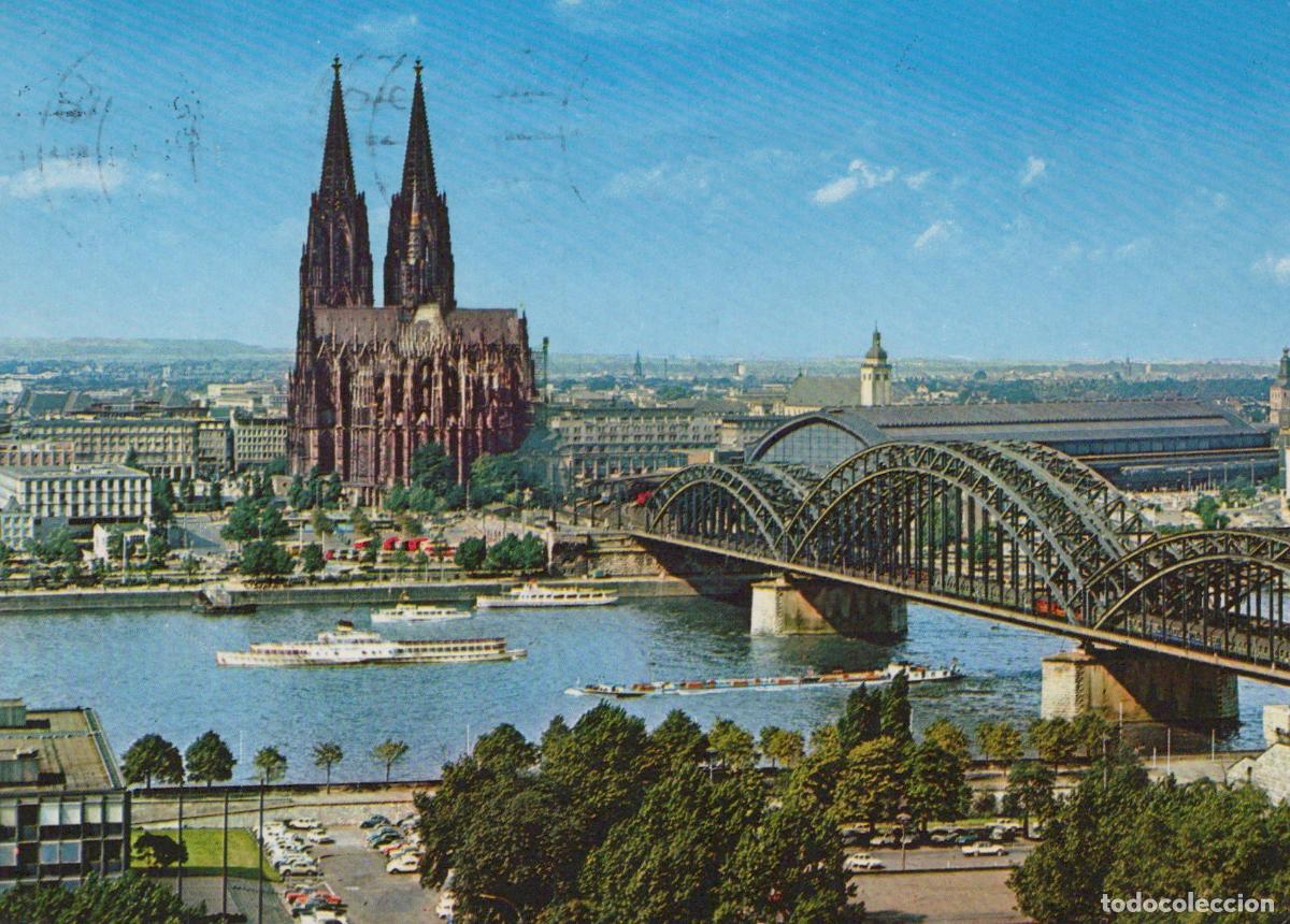 Postales: Germany Cologne Cathedral and Hohenzollern Bridge Over Rhine River *YAT514