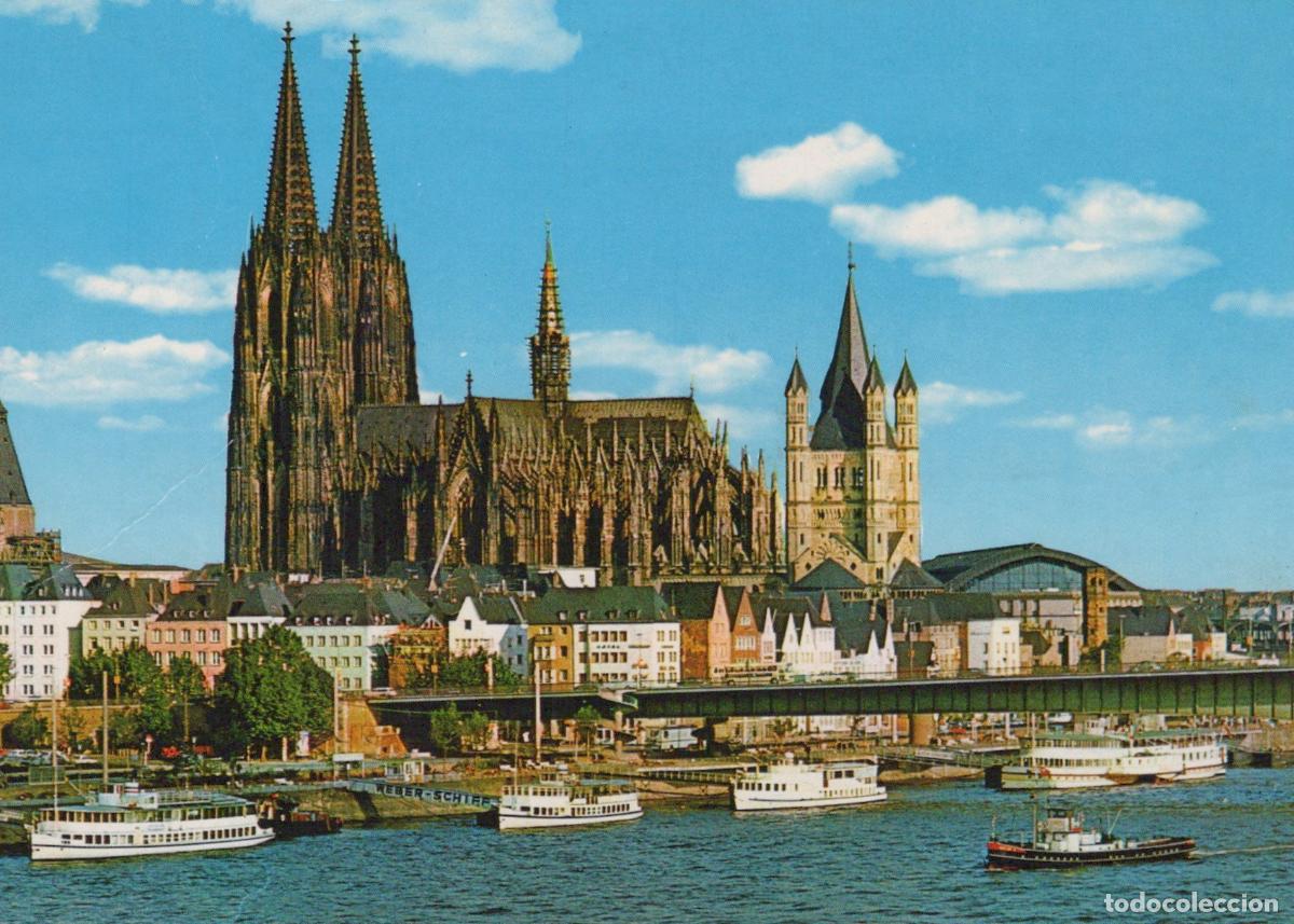 Postcards: Germany Cologne Rhine River With Cathedral and Great St Martin Unposted *YAT657