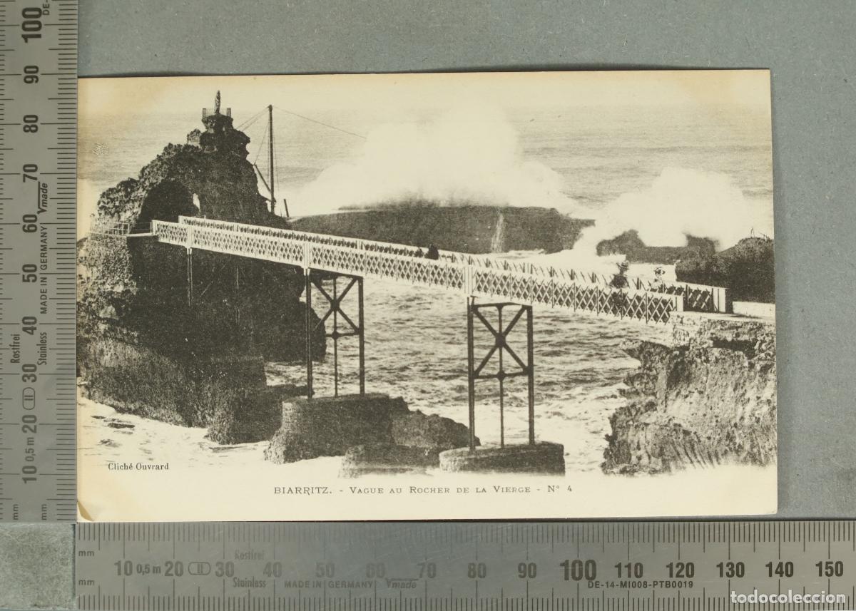 Postales: POSTAL. Biarritz - Vague au Rocher de la Vierge