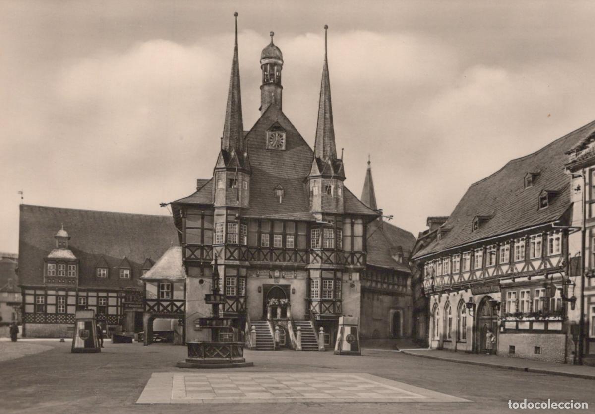 Cartoline: Germany Wernigerode Rathaus and HO Hotel Gotisches Real Photo Unposted *YAV120