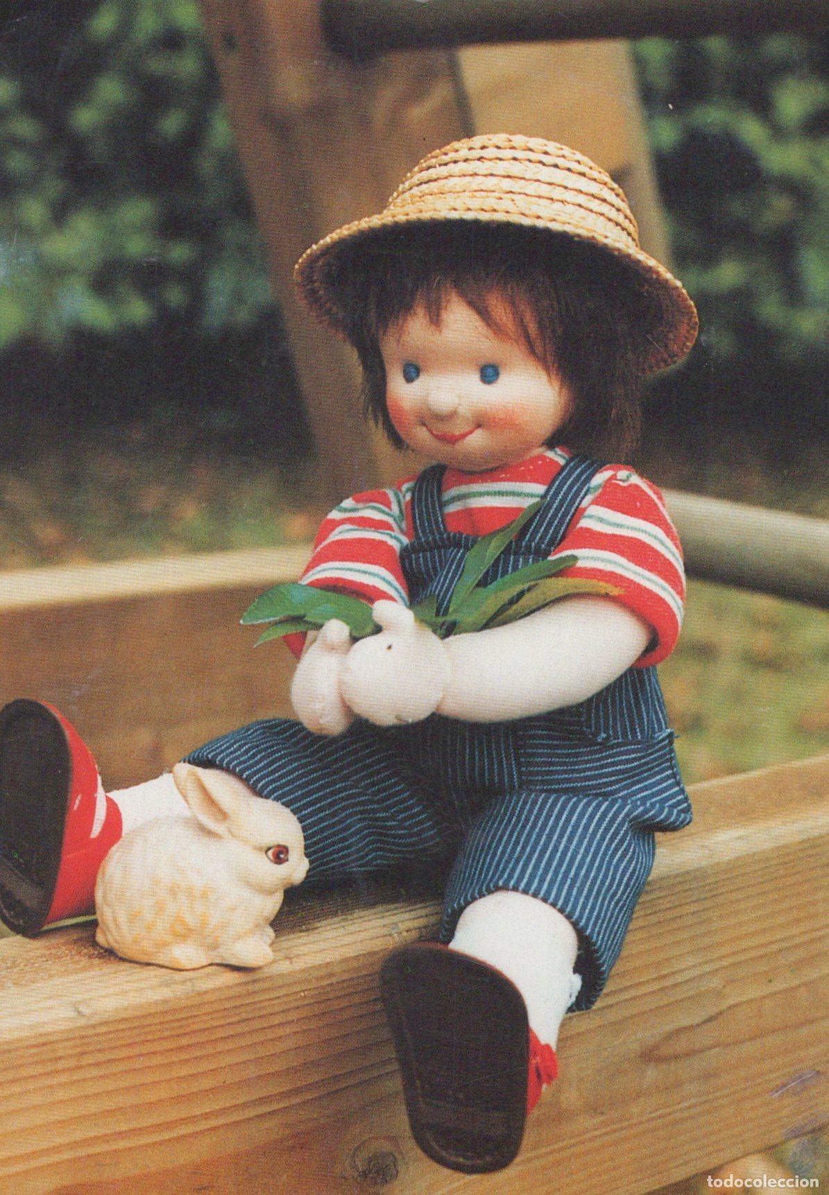 Postales: Germany Neukirchen Vluyn Handmade Doll With Straw Hat and Rabbit *YAV248