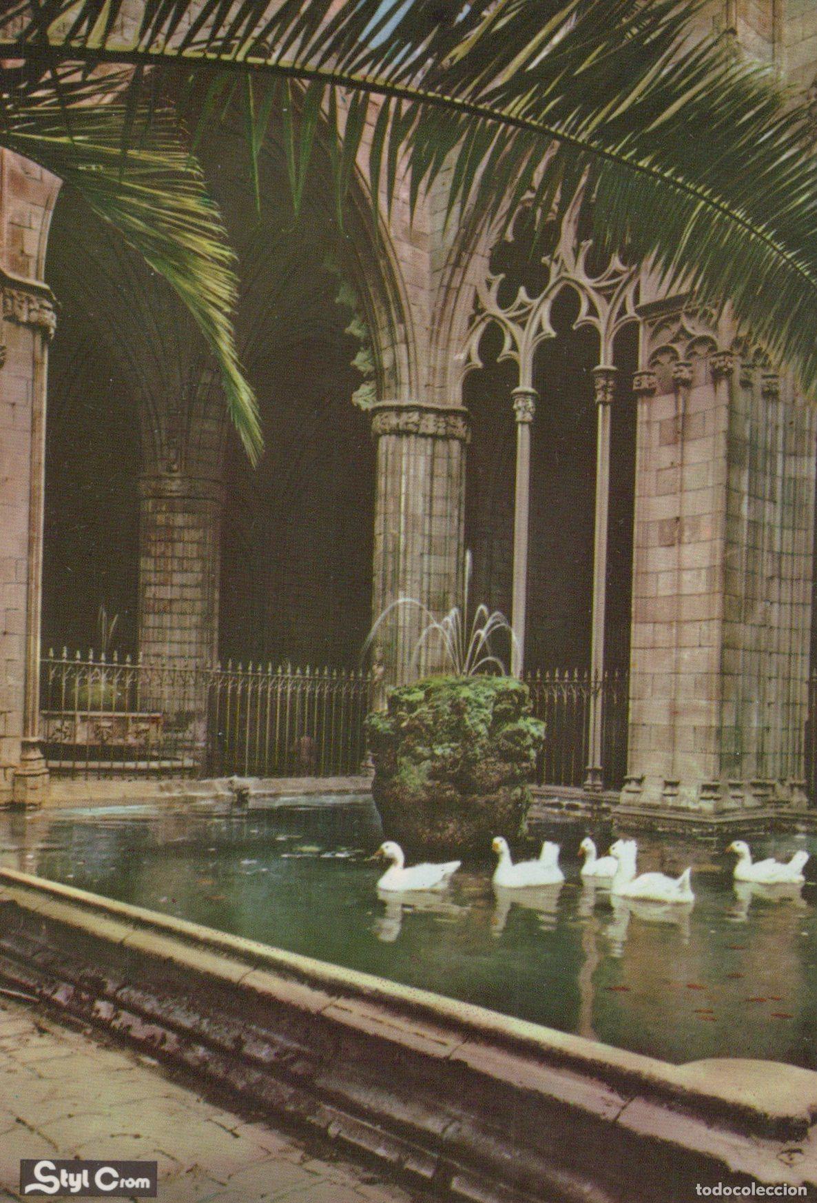 Cartes Postales: Spain Barcelona Cathedral Cloister Fountain and Ducks Styl Crom Unposted *YAV377