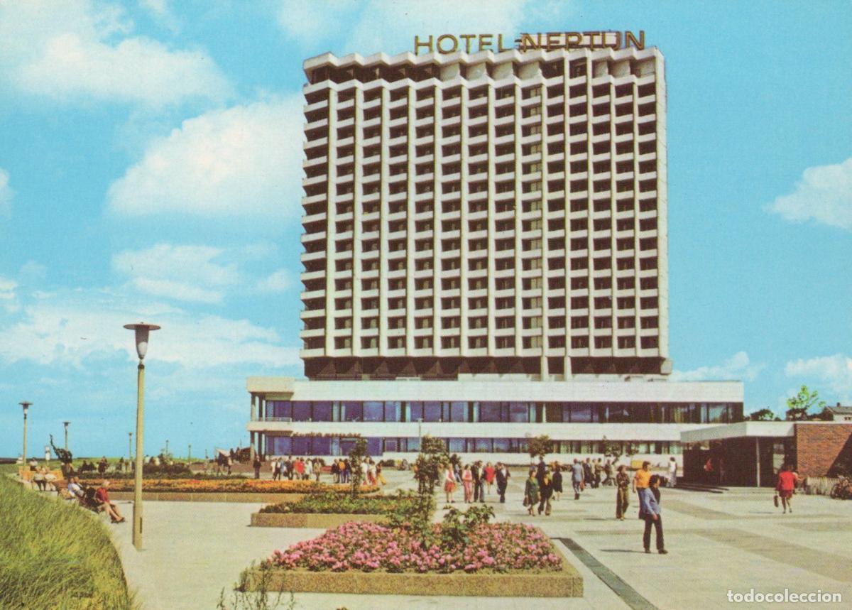 Cartoline: Germany Rostock Warnem&uuml;nde Hotel Neptun Modern Architecture Unposted *YAV574