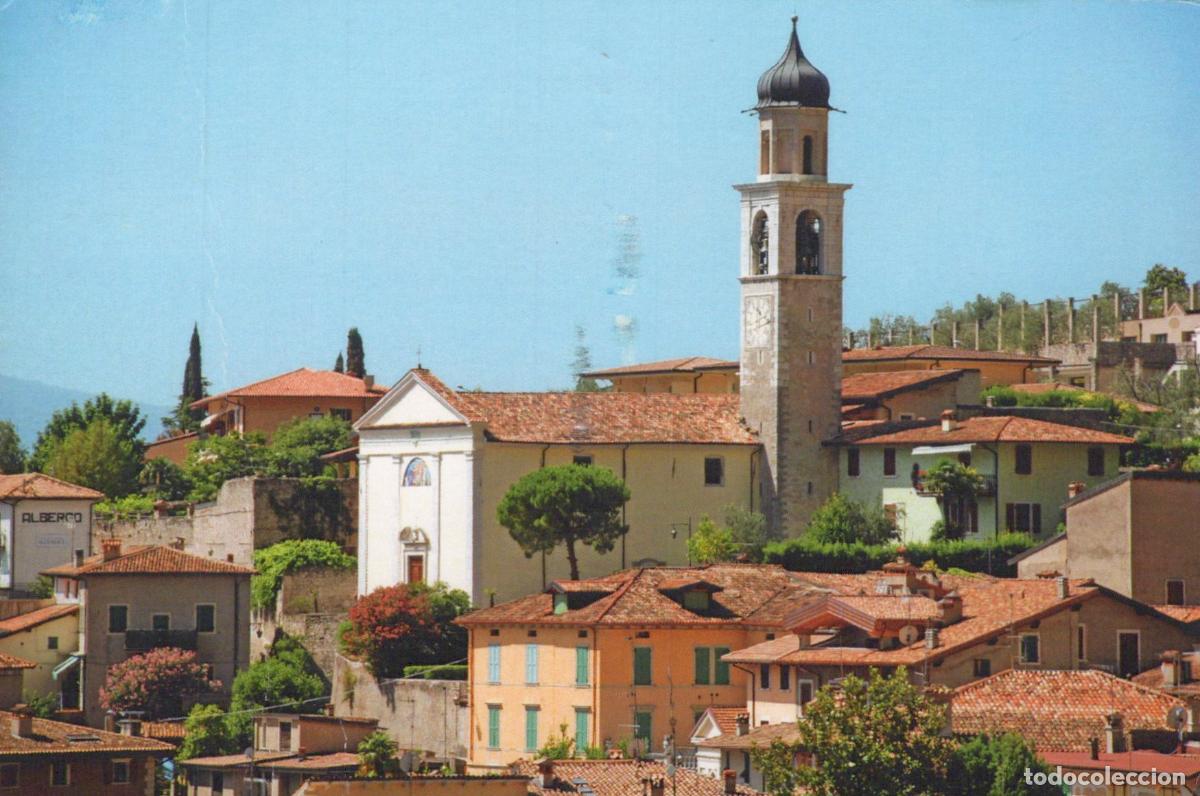 Cartes Postales: Italy Limone Sul Garda Church of San Benedetto and Houses in *YAV898