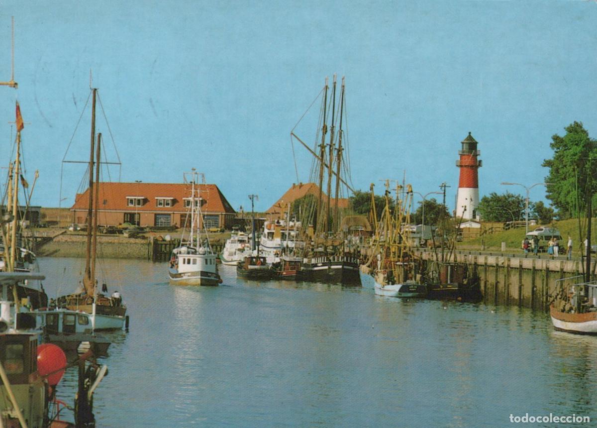 Cartes Postales: Germany B&uuml;sum Harbor With Fishing Boats and Lighthouse *YAV689