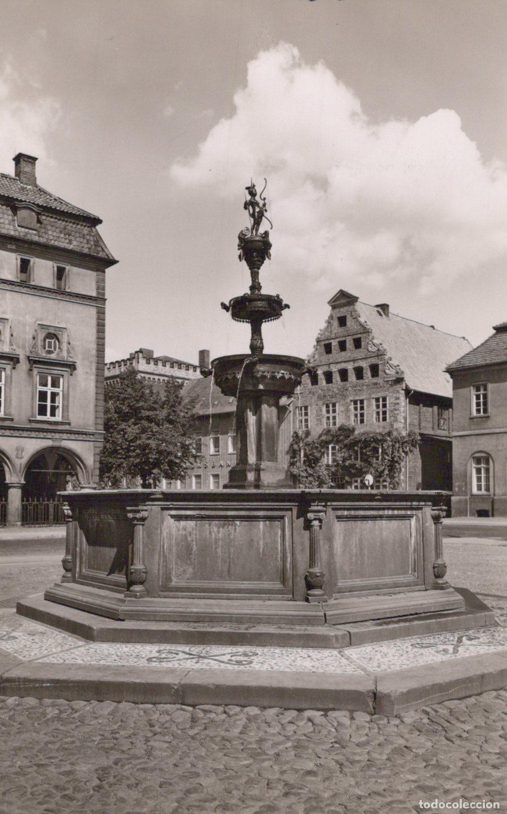 Cartes Postales: Germany L&uuml;neburg Brunnen am Rathaus Fountain Town Hall Square Unposted *YAW090