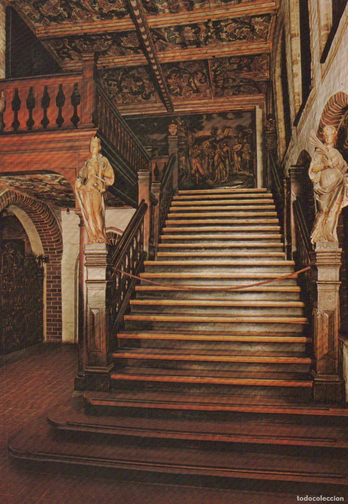 Postais: Germany L&uuml;neburg Town Hall Grand Staircase With Sculptures and Unposted *YAW137