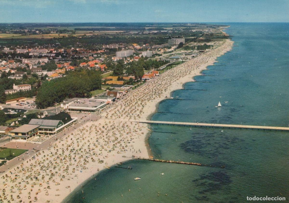 Postais: Germany Gr&ouml;mitz Aerial View of Crowded Beach and Pier Baltic Unposted *YAW340