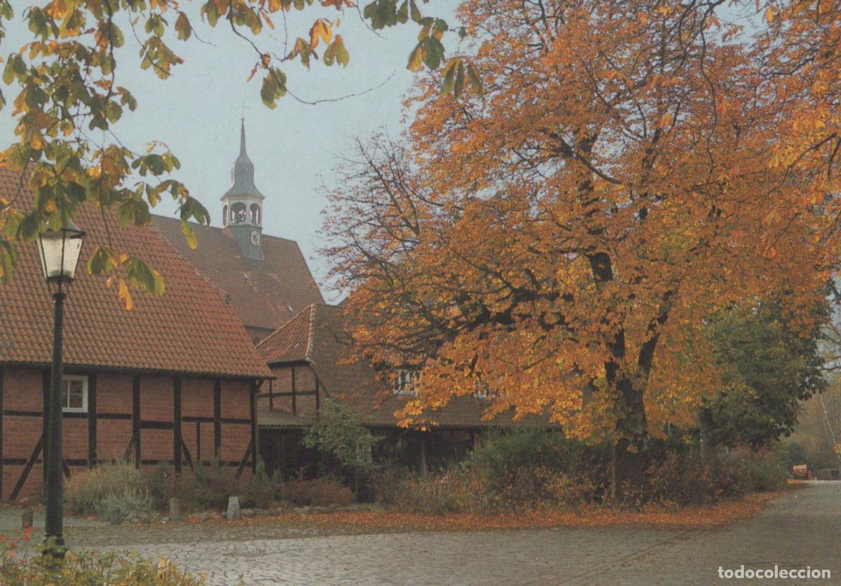 Postais: Germany L&uuml;neburg Kloster Monastery Autumn Scene Half Timbered Unposted *YAW626