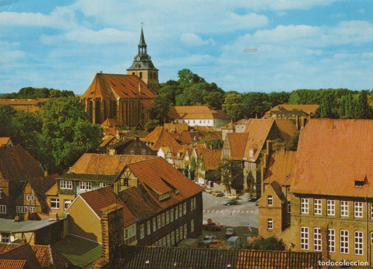 Postcards: Germany L&uuml;neburg Historic Old Town View With St Michaelis Unposted *YAW673