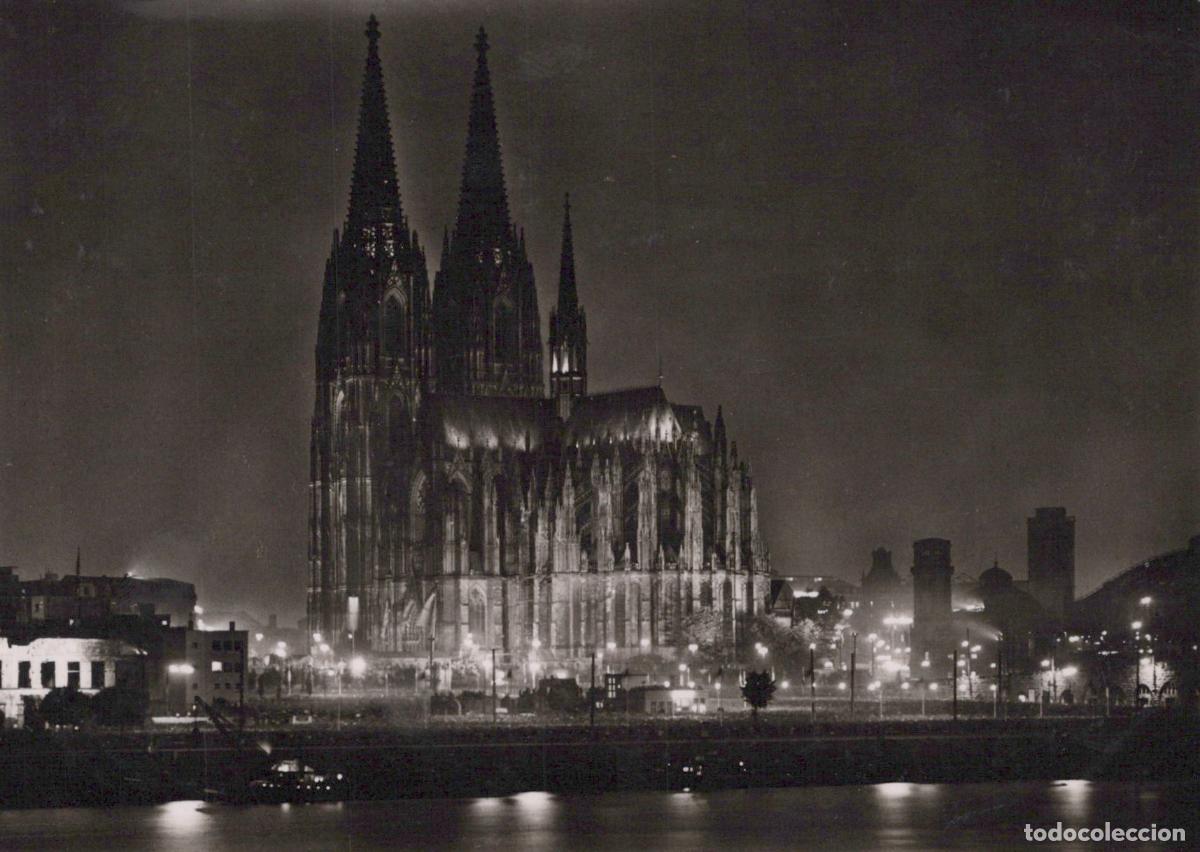 Postkarten: Germany Cologne Cathedral At Night Illuminated With Rhine River in *YAW695