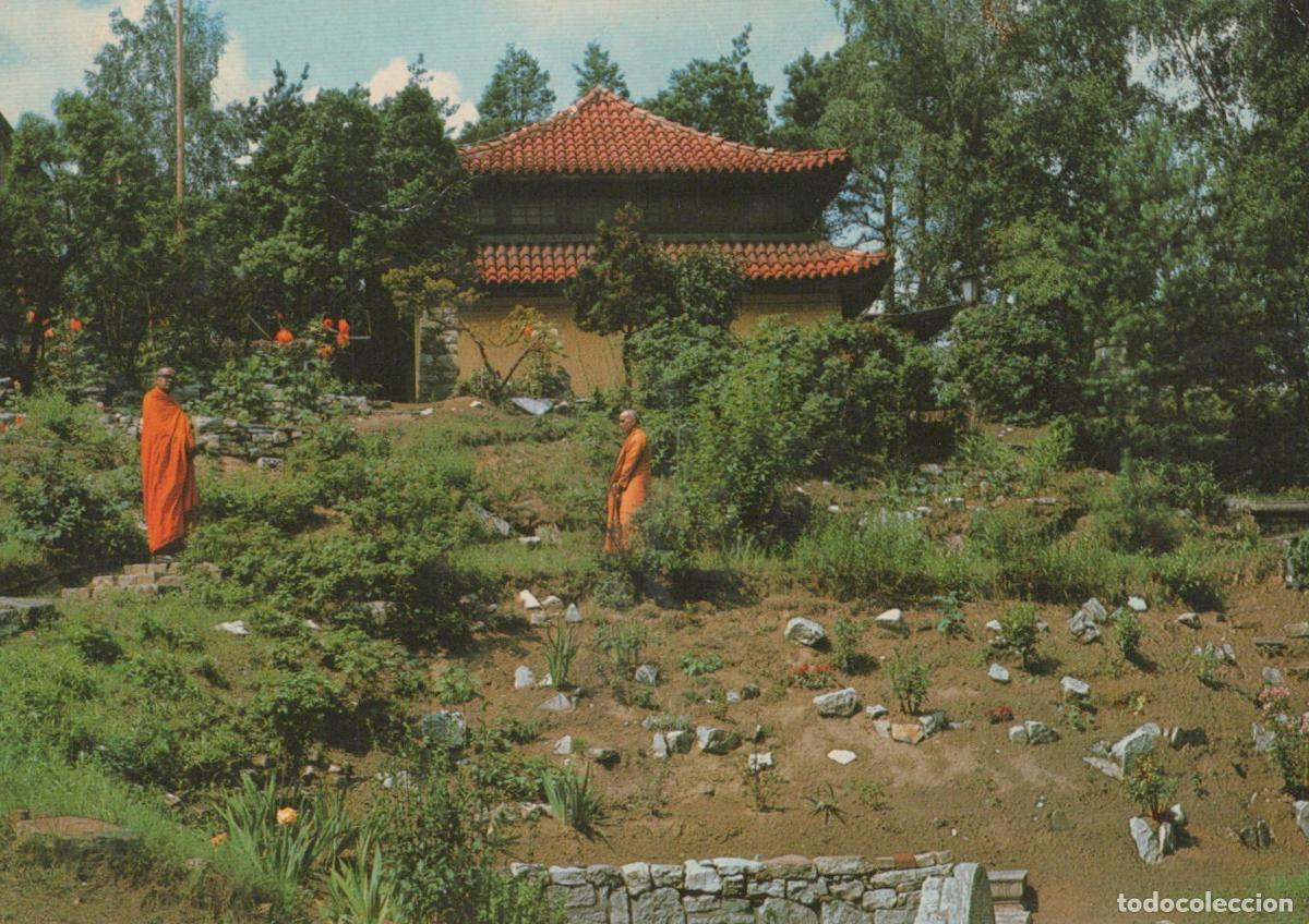 Postales: Germany Berlin Frohnau Buddha Tempel With Monks and Pagoda Unposted *YAW905