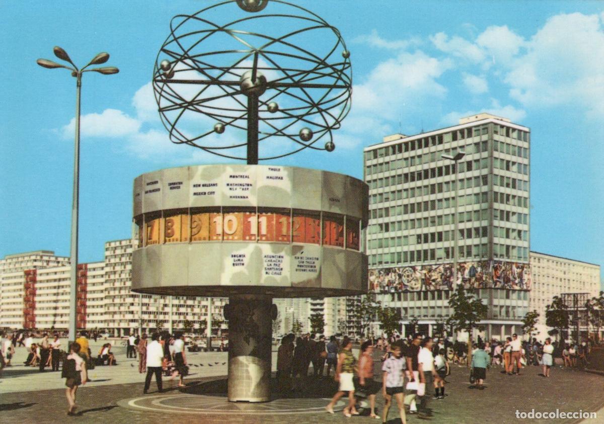 Postales: Germany Berlin Urania World Time Clock and Modern Buildings Unposted *YAW941