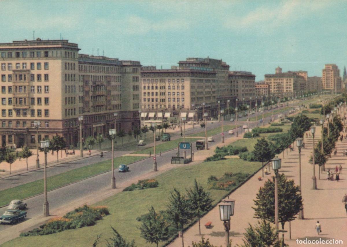 Cartoline: Germany Berlin Karl Marx Allee Wide Boulevard With Buildings Unposted *YAW996