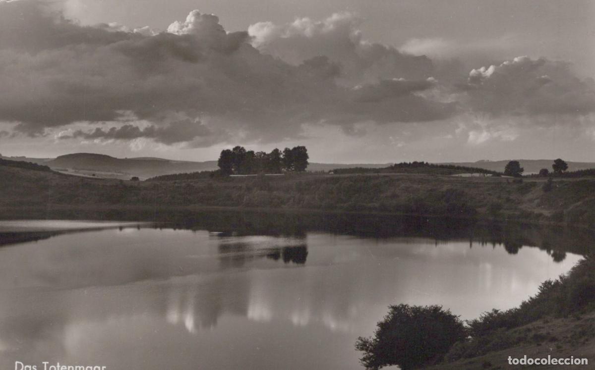 Postkarten: Germany Daun Das Totenmaar Lake in the Eifel Region Under A Unposted *YAW762