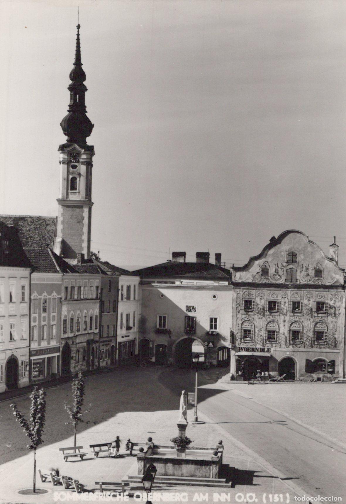 Postais: Austria Sch&auml;rding Town Square With Church Tower and Fountain *YAW829