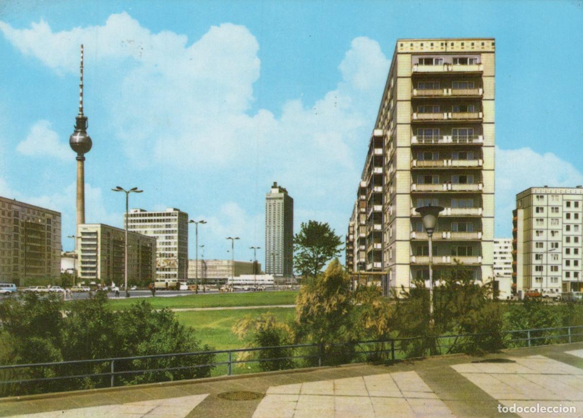 Postais: Germany Berlin Alexanderplatz View Towards TV Tower and Residential *YAW862