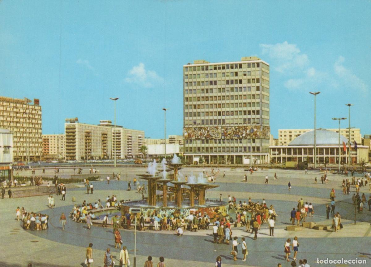 Postkarten: Germany Berlin Alexanderplatz Fountain Buildings Cityscape Unposted *YAW872