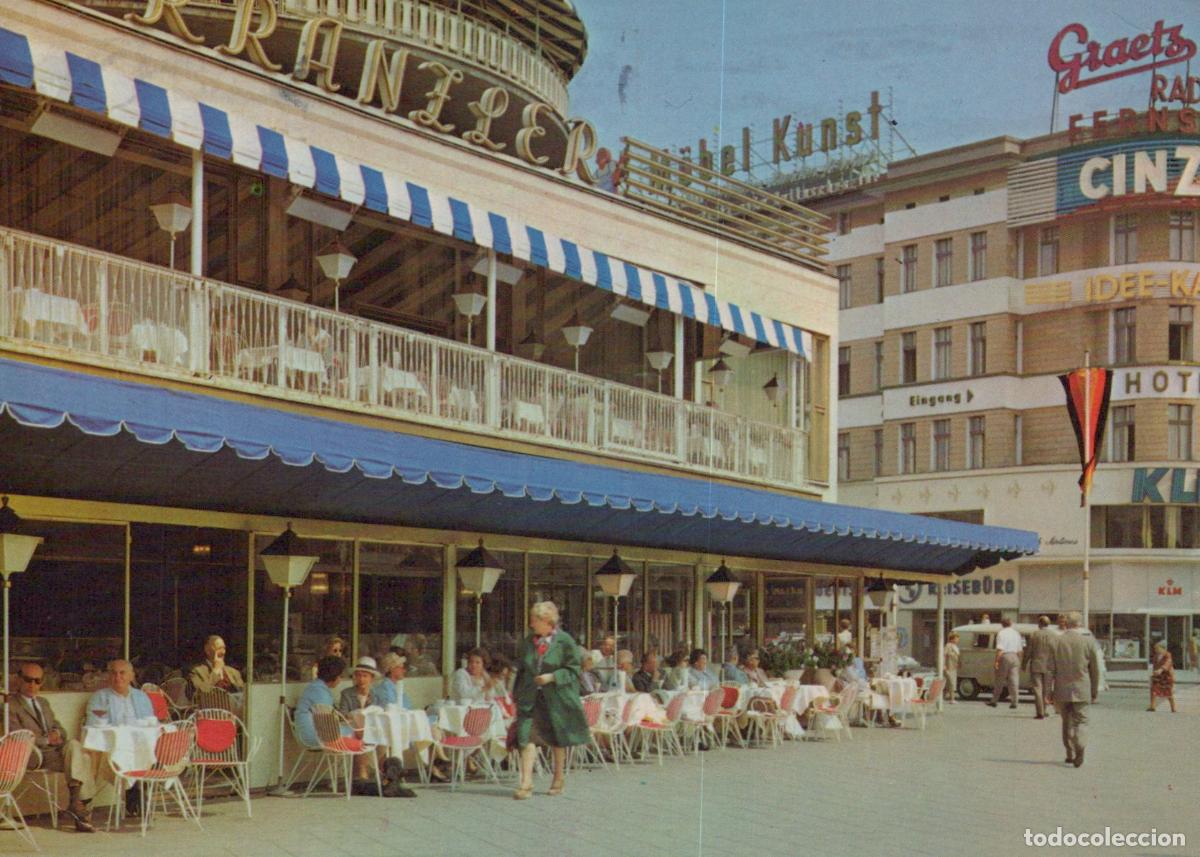 Postales: Germany Berlin Kranzler Eck Cafe With Outdoor Seating People 1970s *YAW999